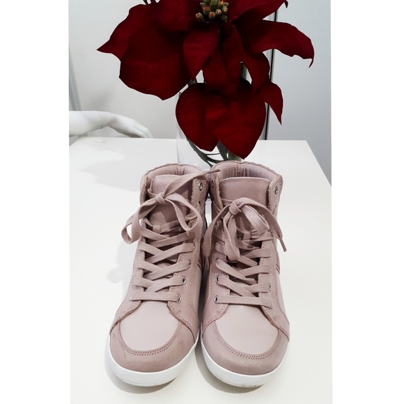 🔻Call It Spring🌸High Top Pink Faux Suede Wedge Sneaker - Picture 3 of 9